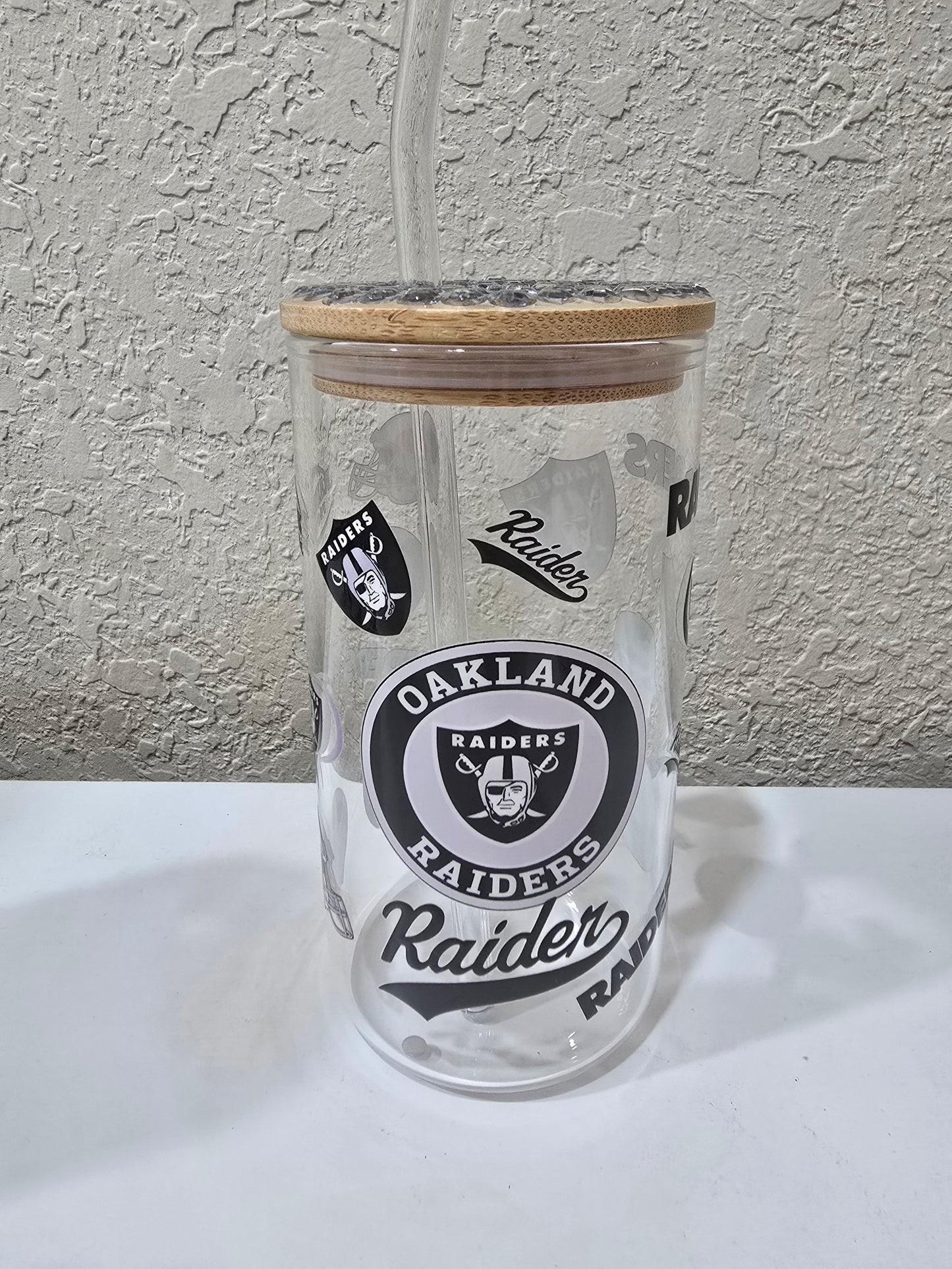 16 oz. Las Vegas Raiders Glass Cup Iced Coffee Cocktail Tumbler with Lid and Straw