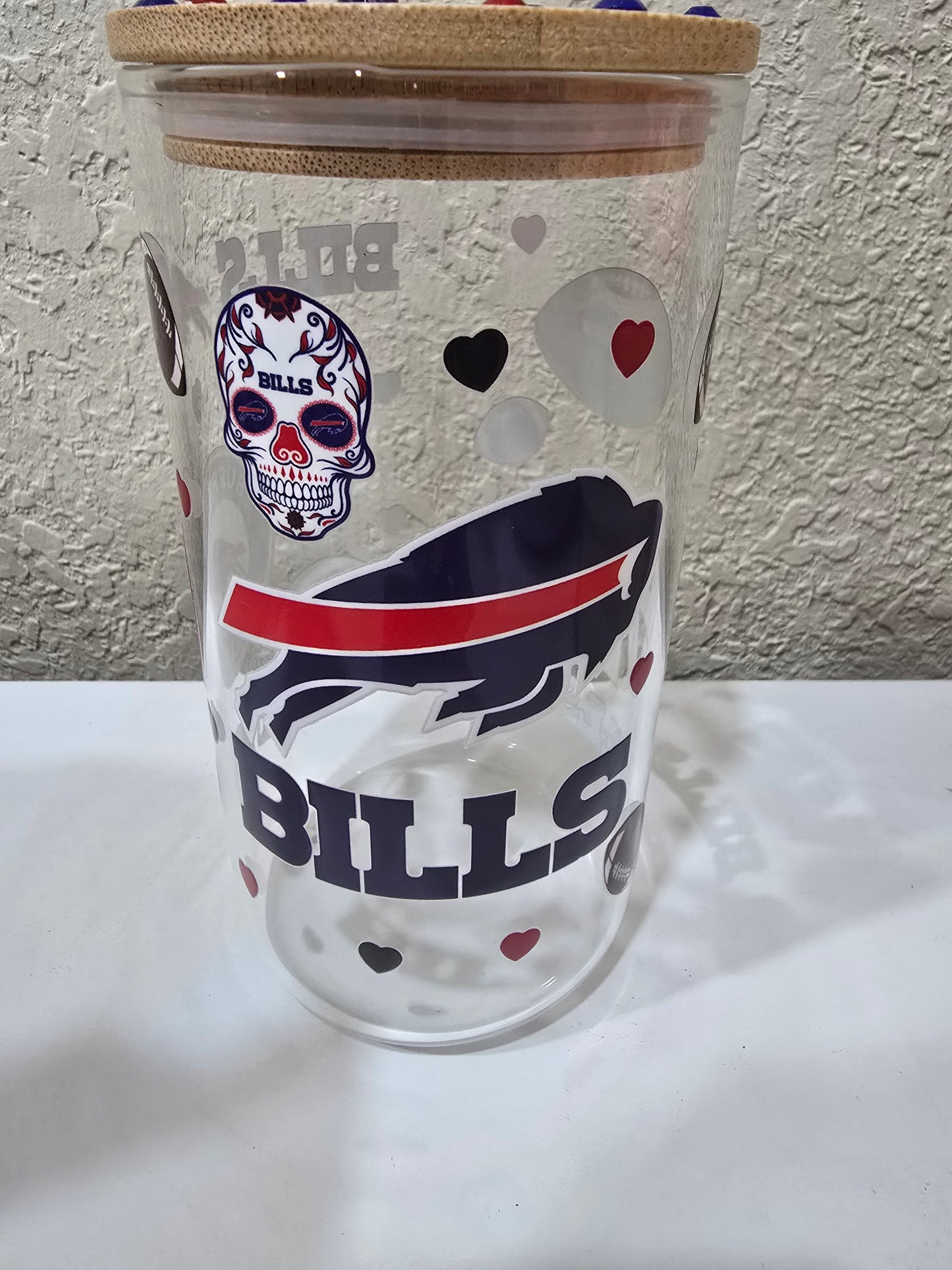 16 oz. Buffalo Bills Glass Cup Iced Coffee Cocktail Tumbler with Lid and Straw